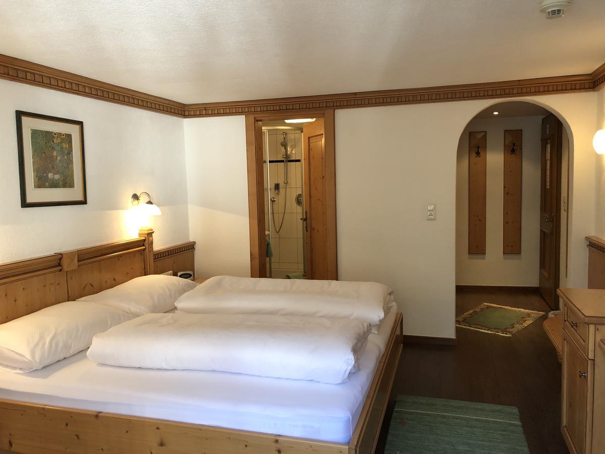 Hotel Garni Central - Zimmer - Studios - Apartments Kappl  Esterno foto