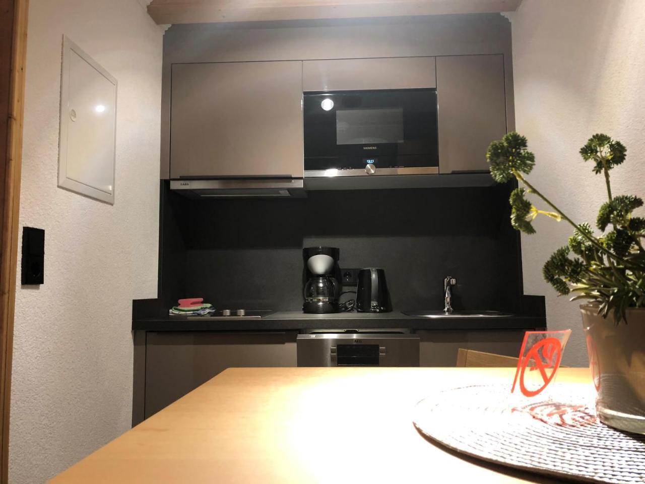 Hotel Garni Central - Zimmer - Studios - Apartments Kappl  Esterno foto